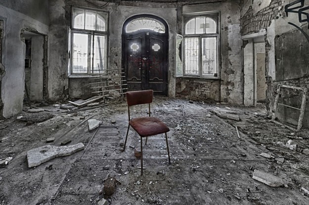 How does this picture make you feel?