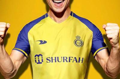 Christiano Ronaldo completes move to Al Nassr to