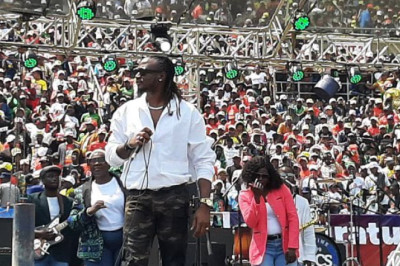 Home & Away:Jah Prayzah faces another time limit challenge after an amazing performance at the inauguration-Zimmagazine